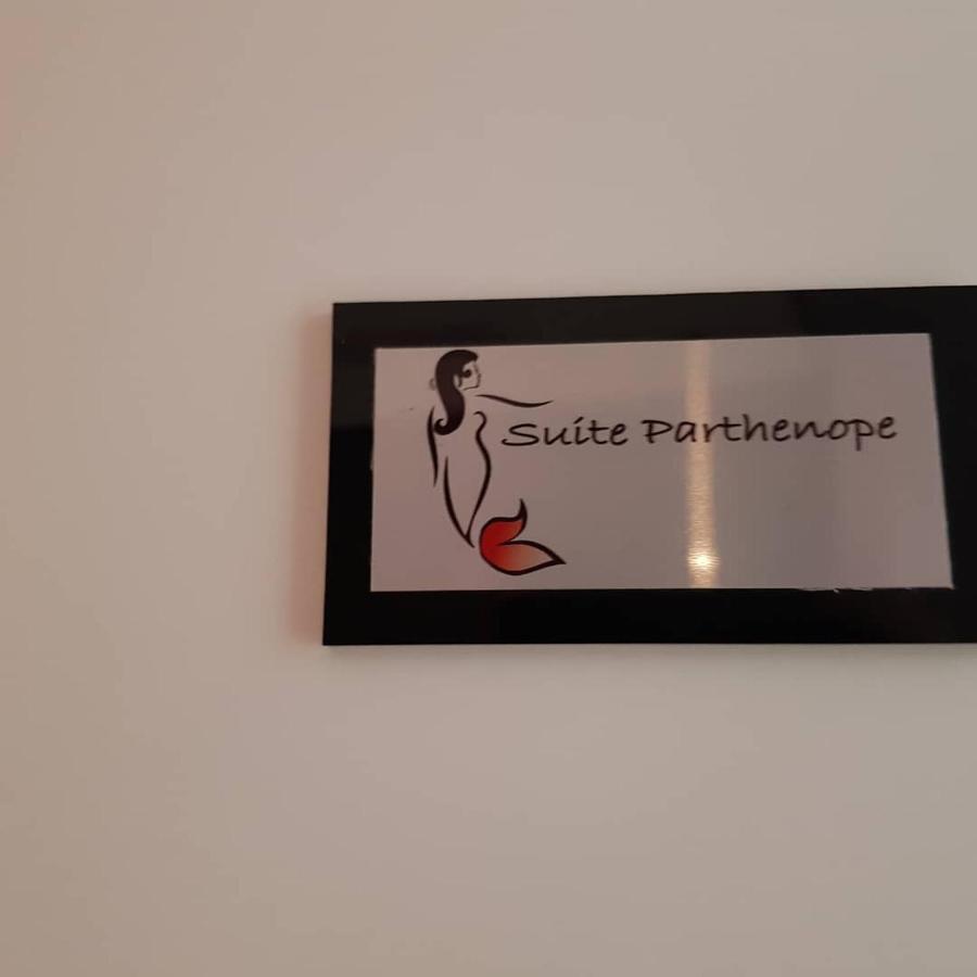 2B Fifteen Floor Suite Napoli Eksteriør bilde